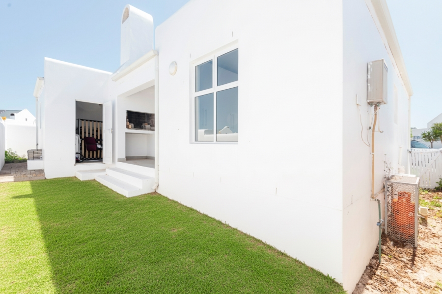2 Bedroom Property for Sale in Laguna Hills Western Cape